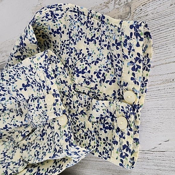 Liz Claiborne yellow blue mini floral tuxedo pleat button up blouse Size Large - Picture 8 of 8